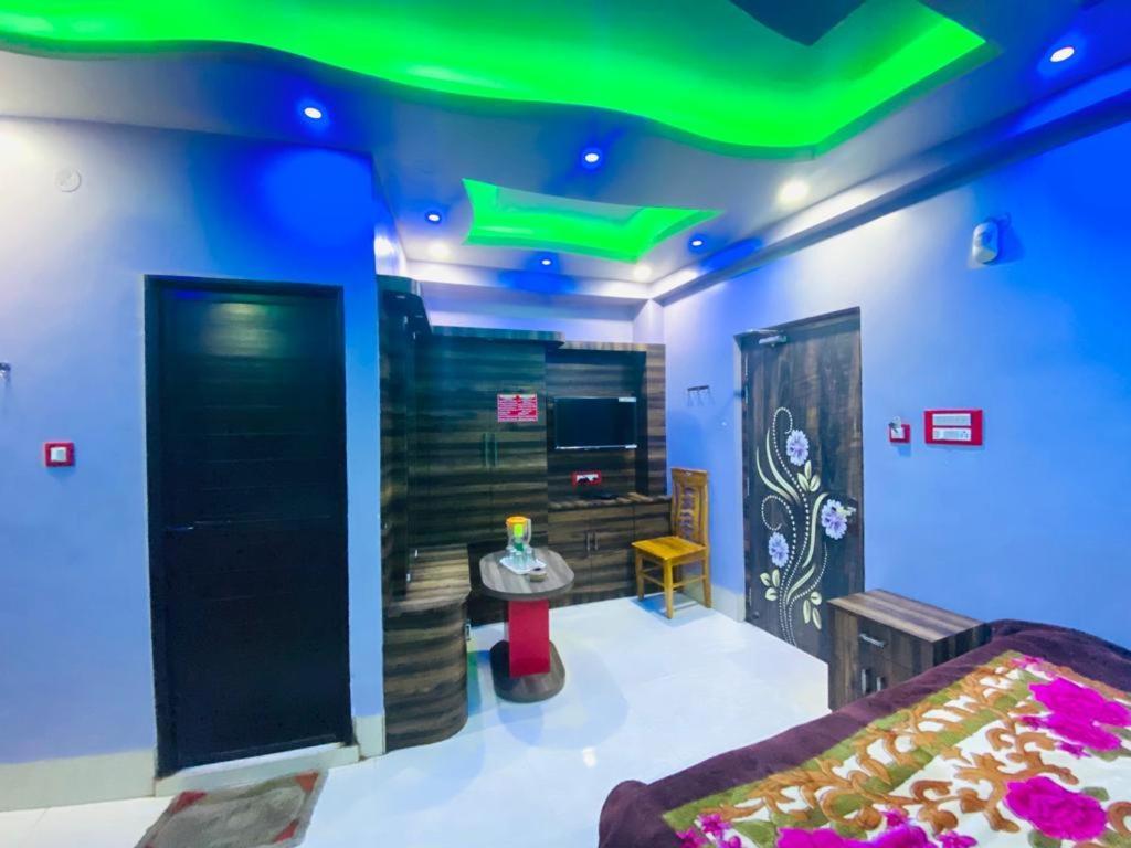 Hotel Krishna Koli Tarapith Extérieur photo